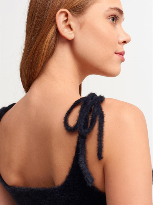 Ziva Black Sleeve Less Crop Top Zampa