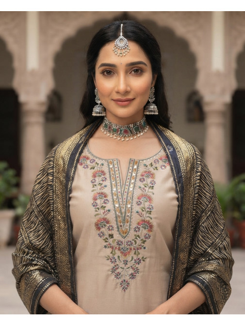 Heritage Noir Kurta Suit