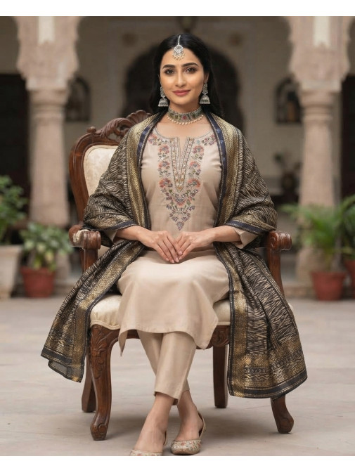 Heritage Noir Kurta Suit
