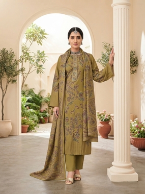 Regal Olive Paisley Kurta Dupatta Set